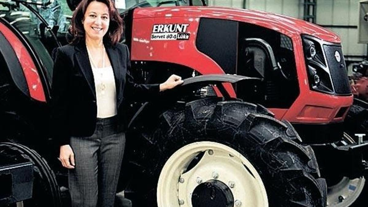 Hintli dev Erkunt’u aldı