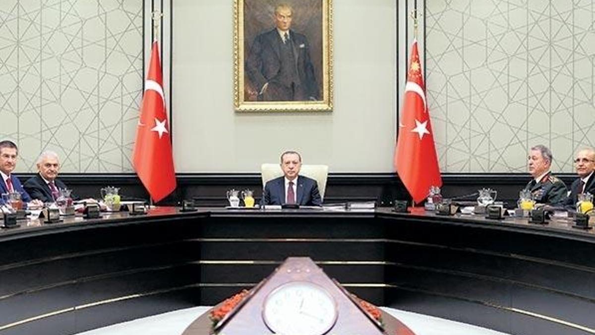 Referandum gayrimeşru asla kabul edilemez!