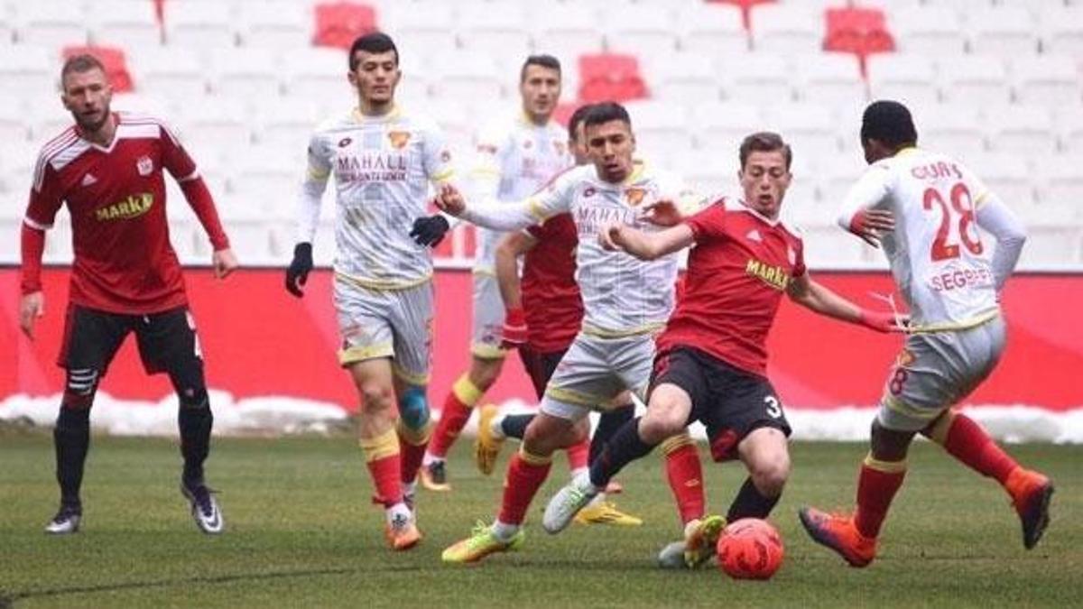 Süper Lig'in yenileri birbirlerine rakip