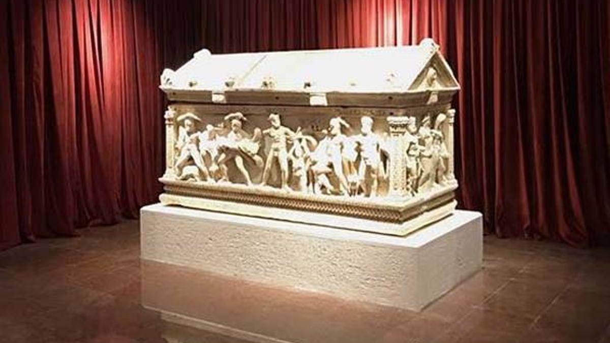 Herakles lahdi Antalya Müzesi'nde ziyarete açıldı!