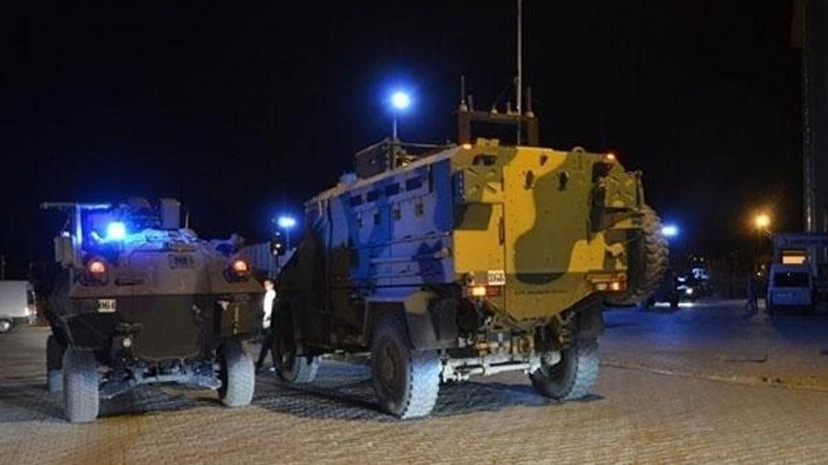 Belediye başkanının evine bombalı saldırı