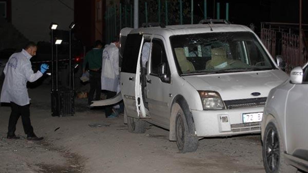 AK Parti İl Başkan Yardımcısı'nın aracına bombalı saldırı!