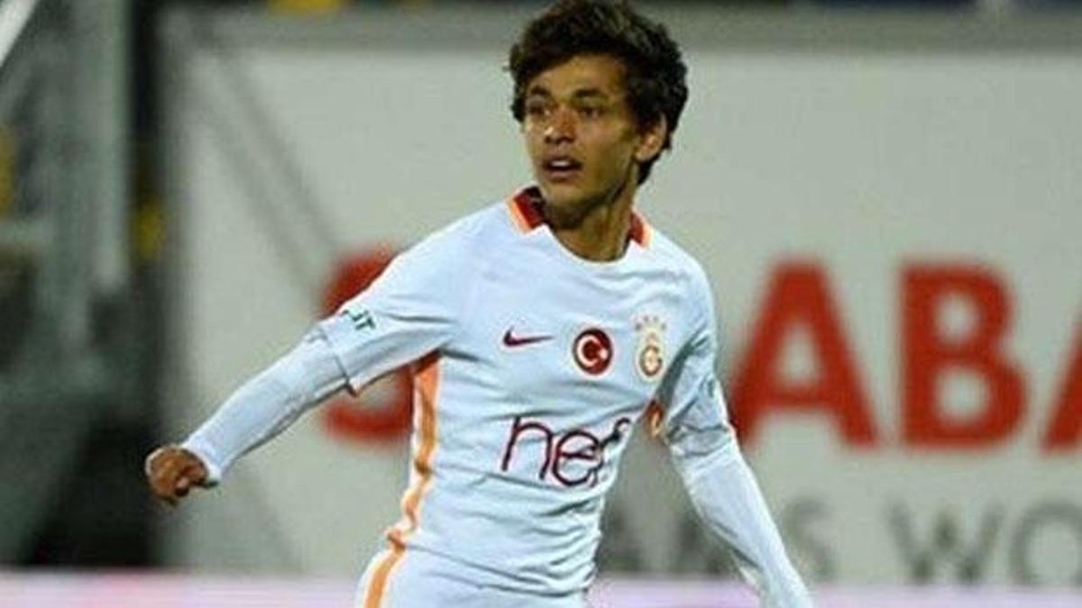 15 yaşında fırtına gibi esiyor!