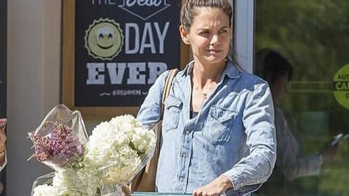 Katie Holmes makyajsız yakalandı!