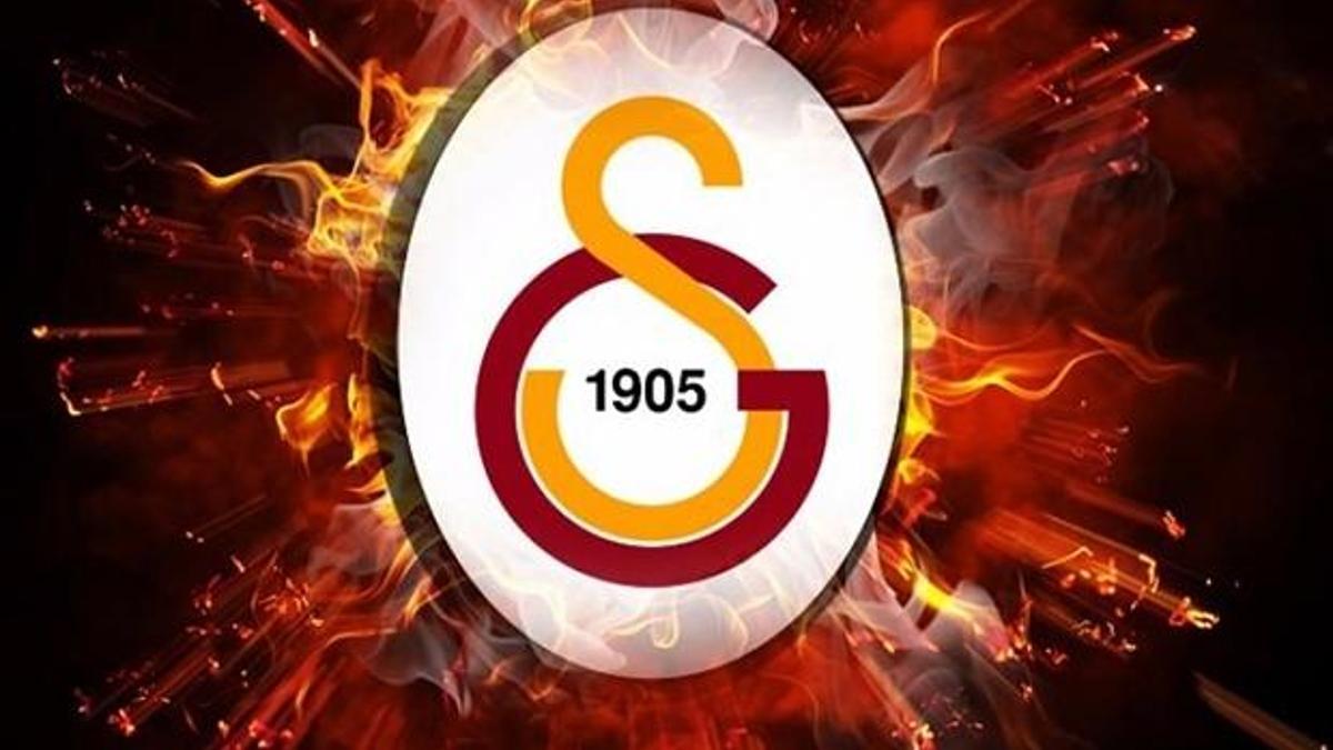 Galatasaray kaptanıyla sözleşme yeniledi