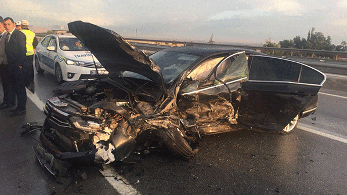 MHP Genel Başkan Yardımcısı Ruhsar Demirel trafik kazası geçirdi
