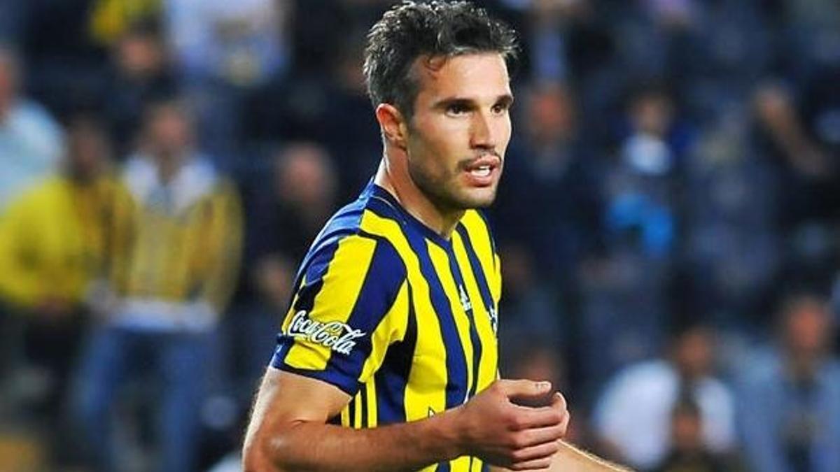 Van Persie'nin maaşı FIFA'dan!