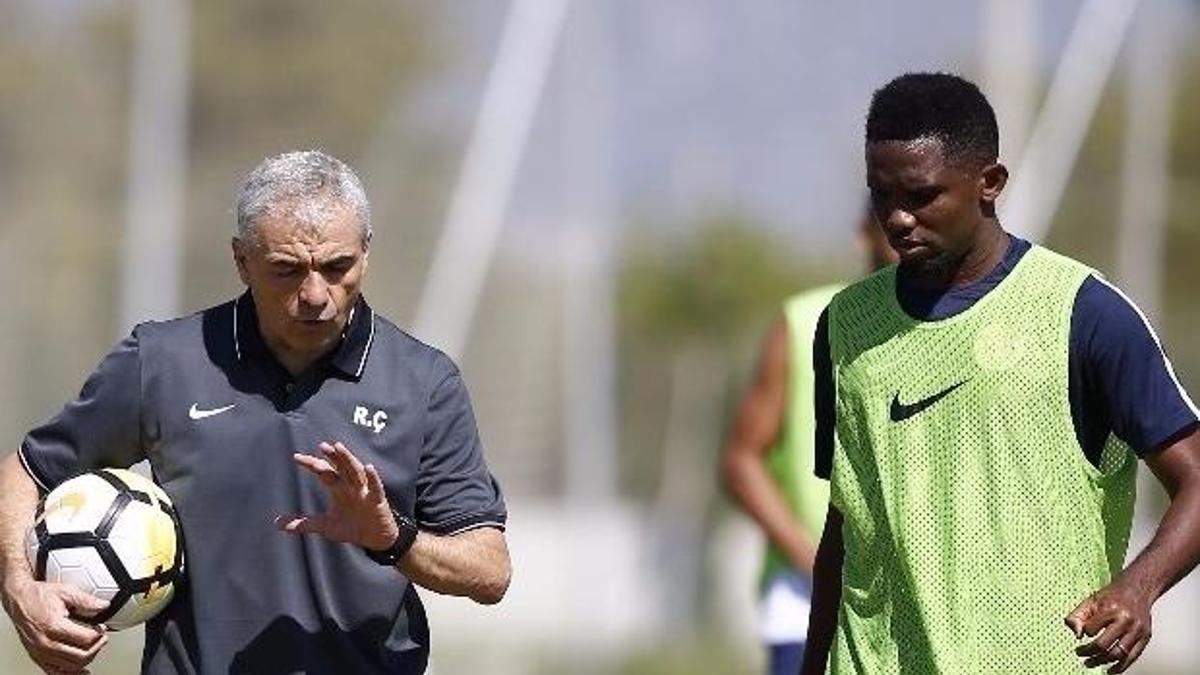 Çalımbay'dan flaş açıklamalar! Beşiktaş Eto'o'yu istedi...