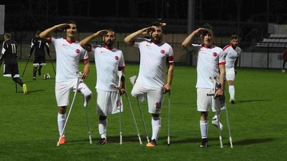 Milliler gruptan çıkmayı garantiledi