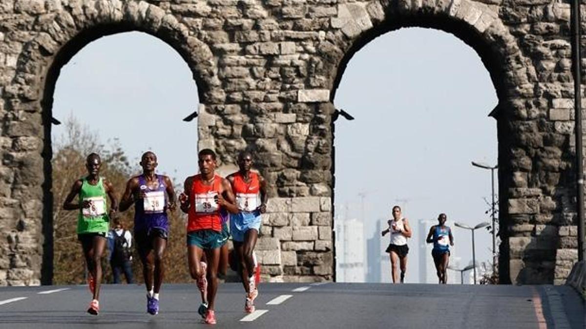 Maratona 73 elit atlet katılacak