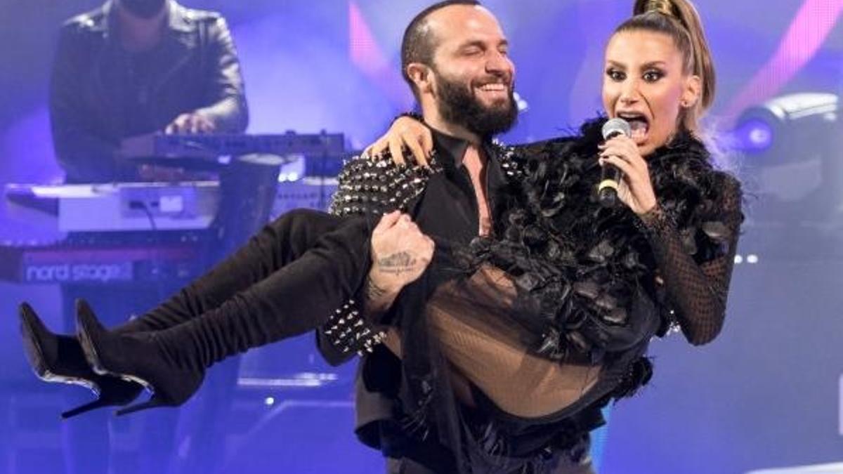 İrem Derici 18 günde 4 kilo aldı!