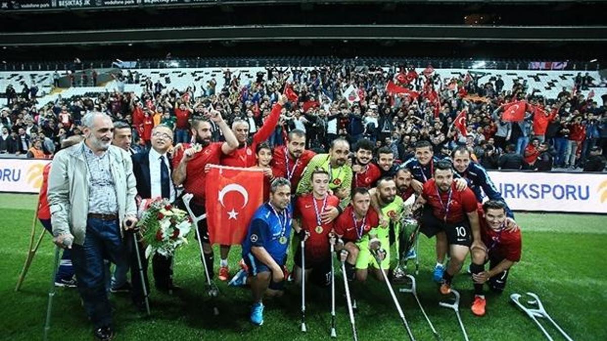 Barış Telli ve Feyyaz Gözüaçık: Çok mutluyuz