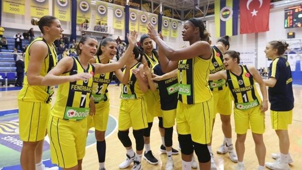 Fenerbahçe galibiyetle başladı!