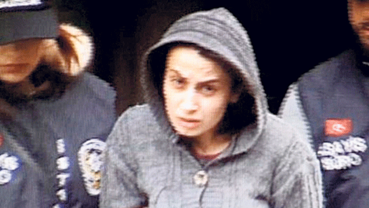 ‘Anne bizi neden öldürdün’
