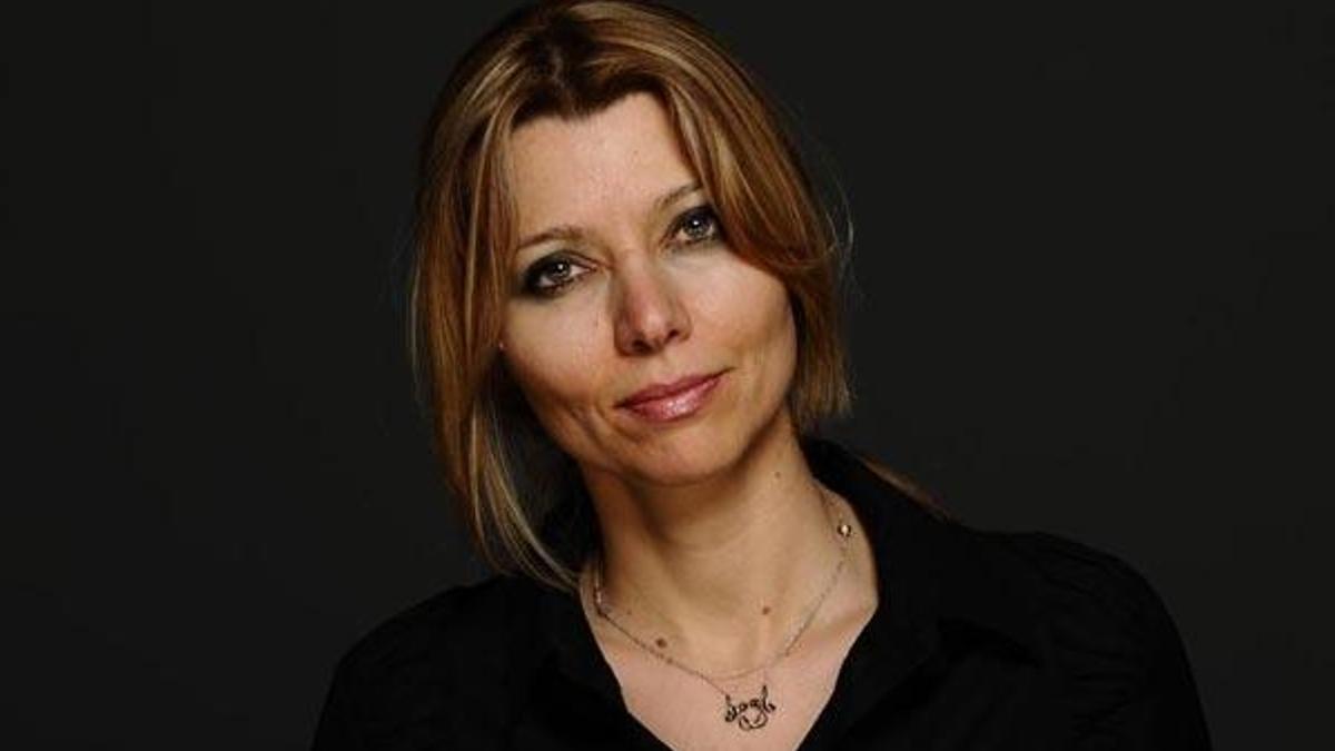 Elif Şafak'tan bomba itiraf: Biseksüelim!