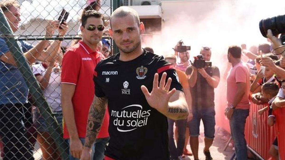 Sneijder formayı unuttu!