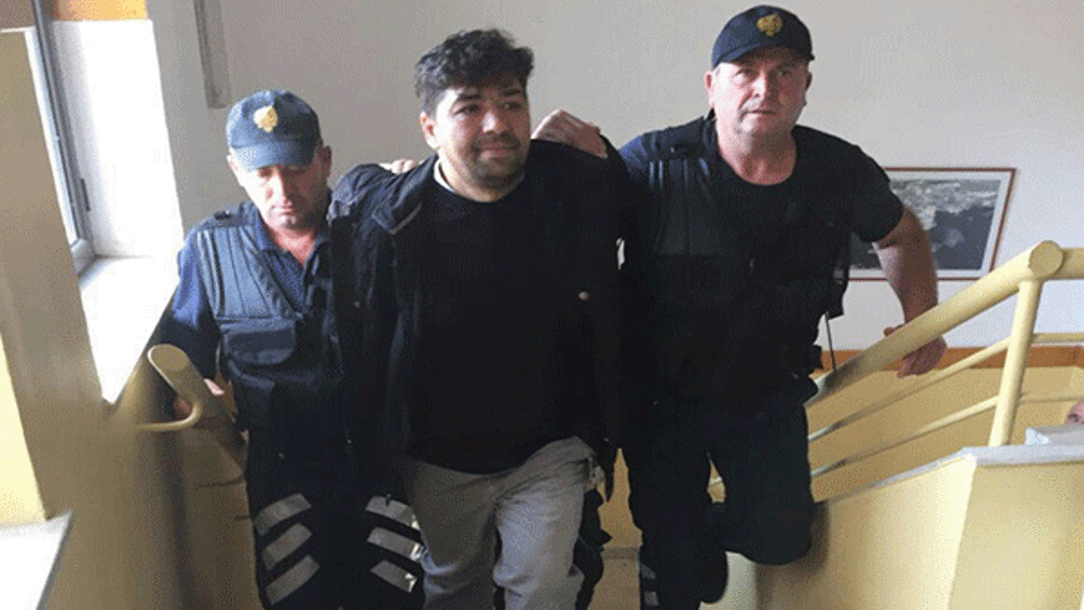 Arnavutluk'ta yakalanan Türk vatandaşlarından sığınma talebi