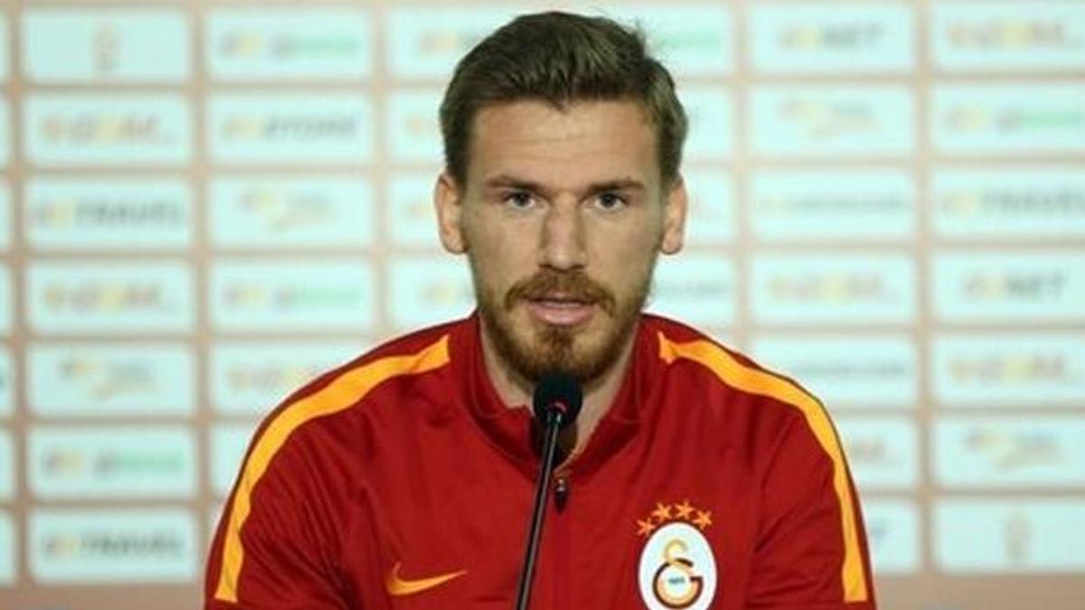 Serdar Aziz'den alkışlanacak hareket!