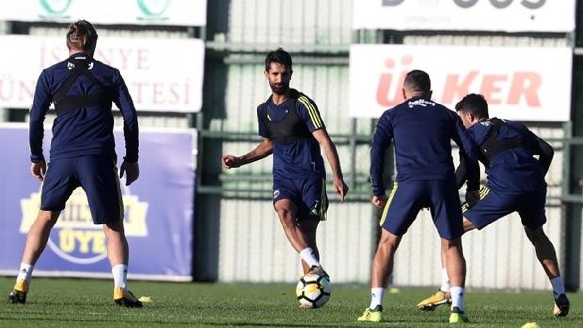 Fenerbahçe'de derbi hazırlıkları başladı