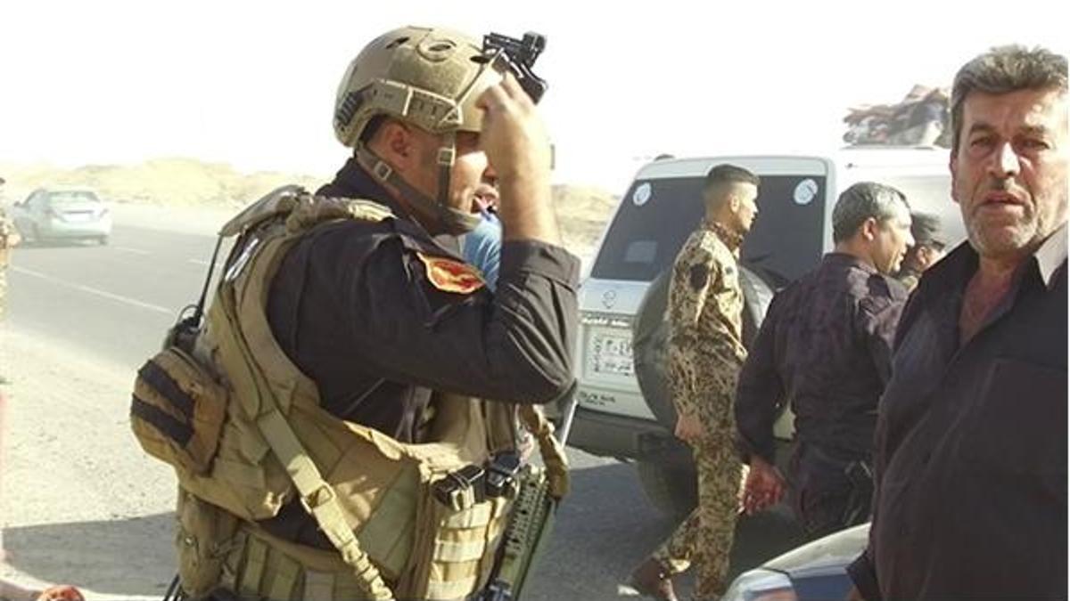 Kerkük'teki KDP binalarını swat komando birlikleri kontrolünde