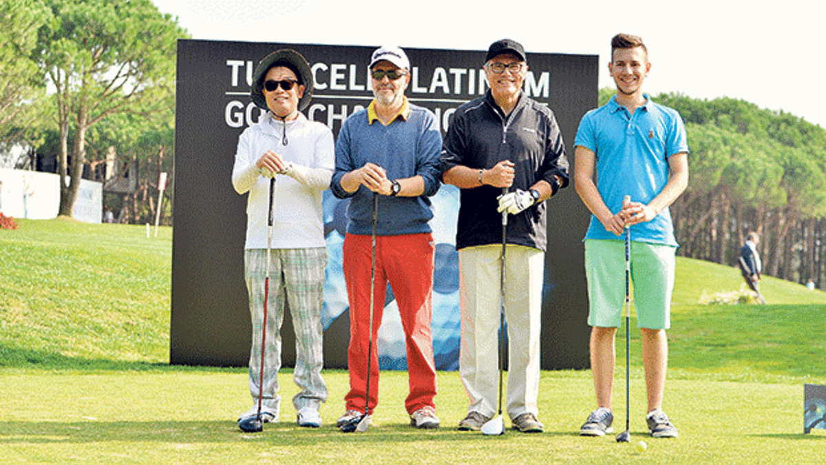 Kemer’de golf şöleni
