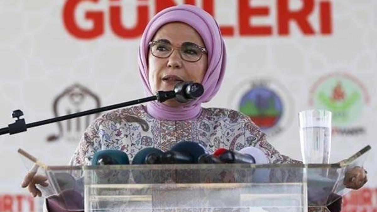 Emine Erdoğan: Evrensel olmanın şartı kendi kültürüne kök salmaktır