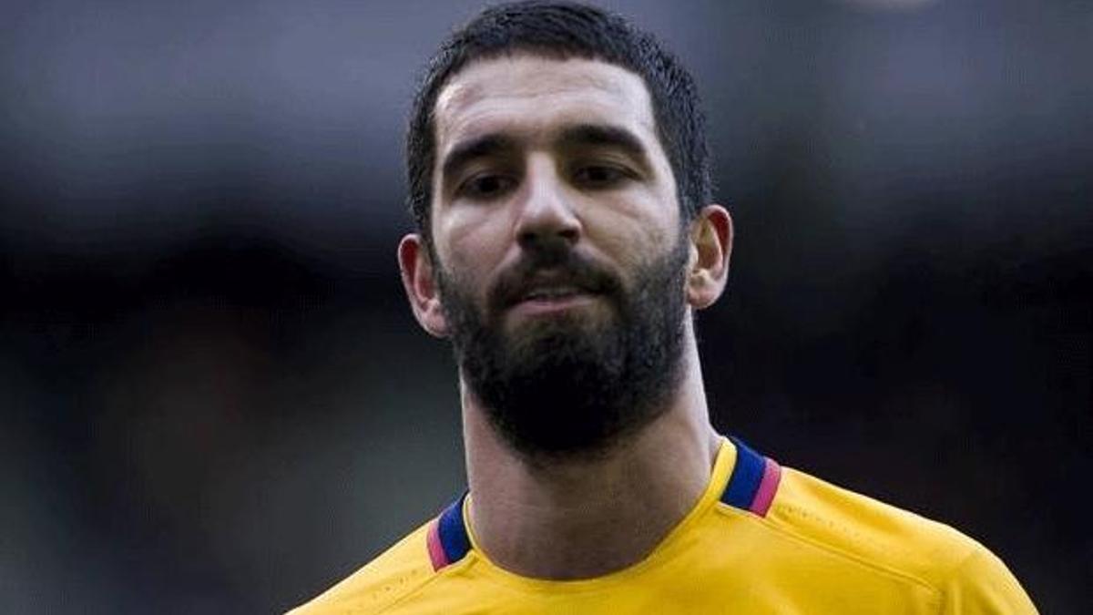Arda Turan'ın sakatlığı tekrarladı