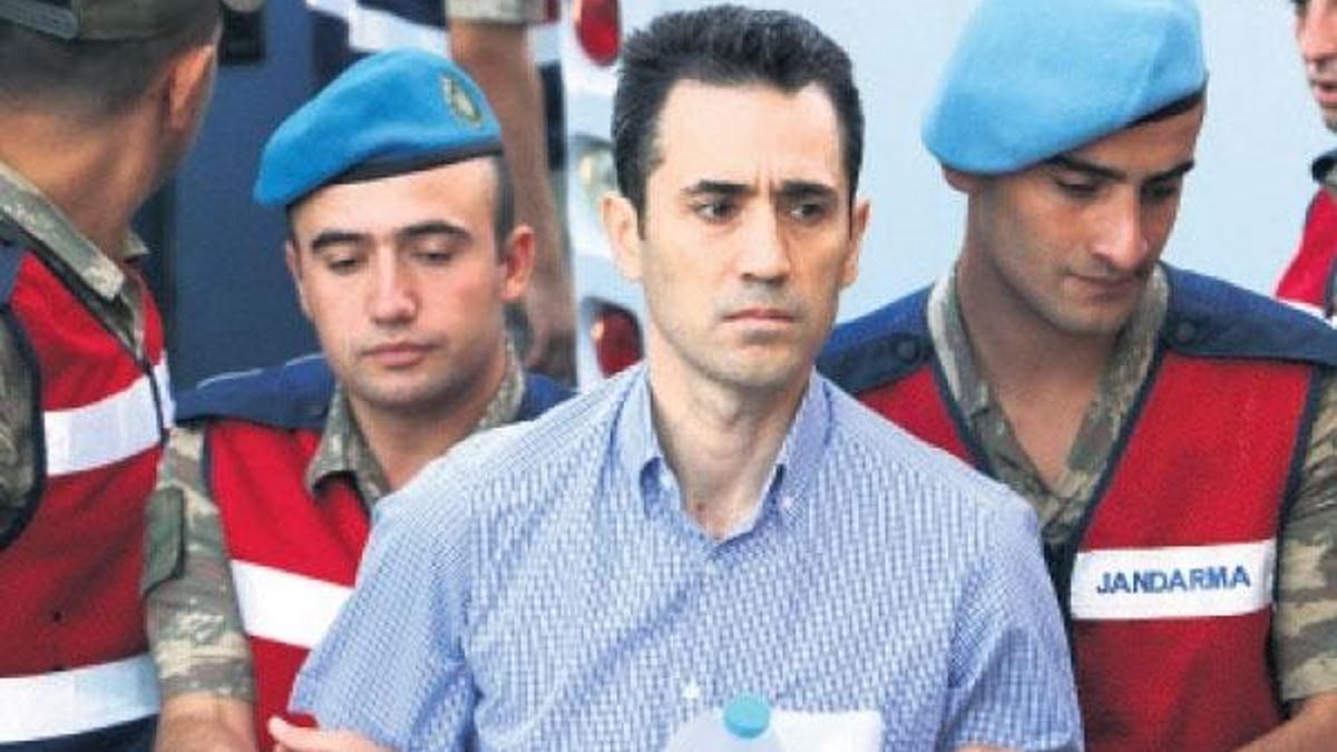 Valiliğe giderken darbeyi biliyordu!
