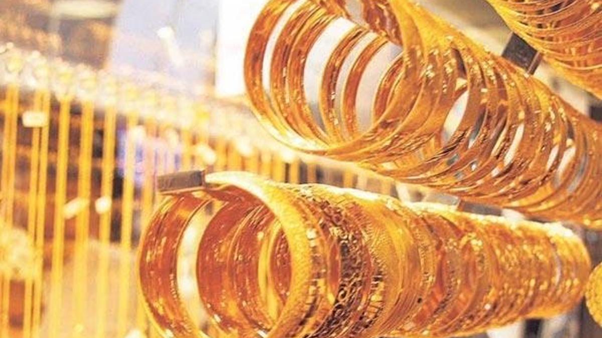 Kadınlar yastık altını boşalttı