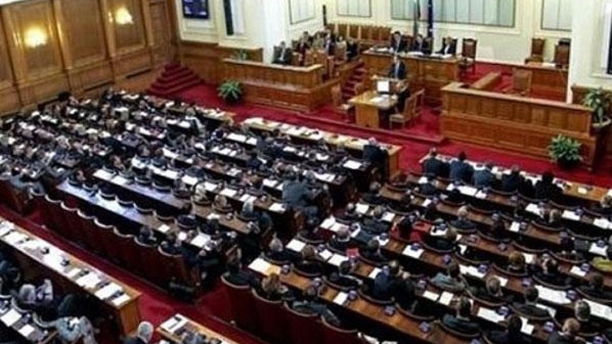 Bulgaristan hükümetinde istifa