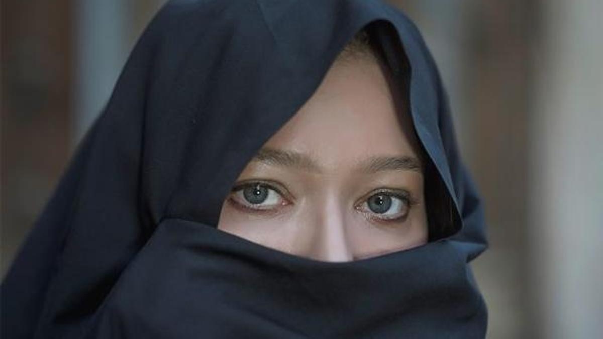 Nurgül Yeşilçay neden çarşafa girdi?