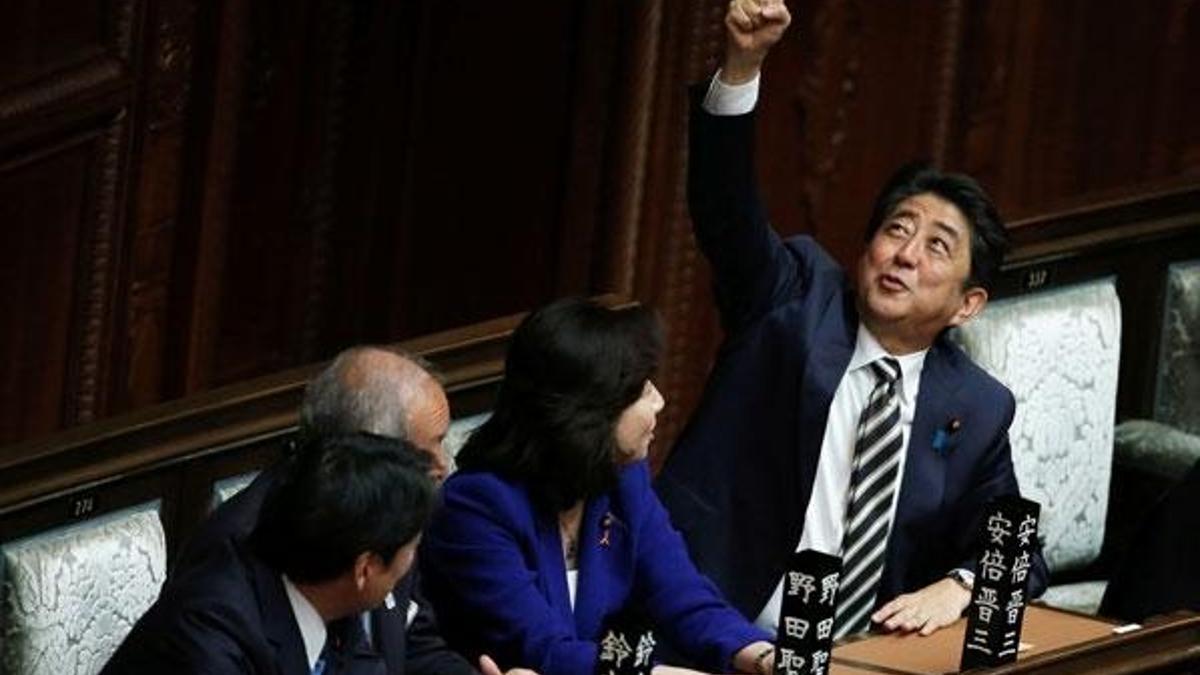 Japonya başbakanı yeniden seçildi