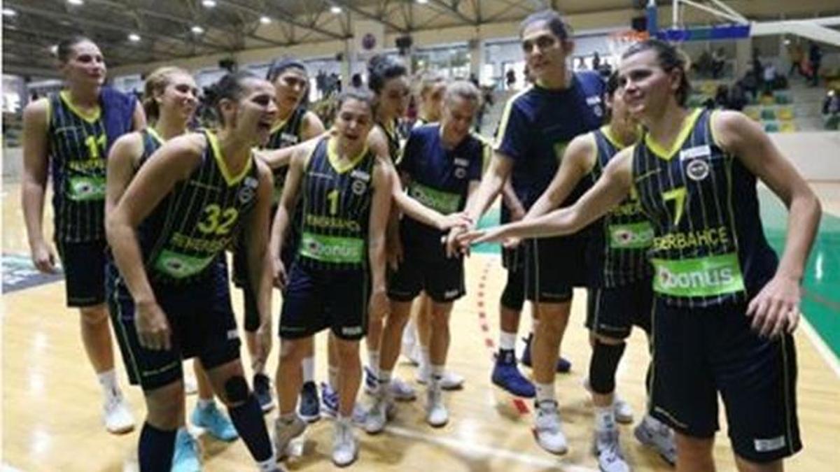 Fenerbahçe Ekaterinburg'u devirdi