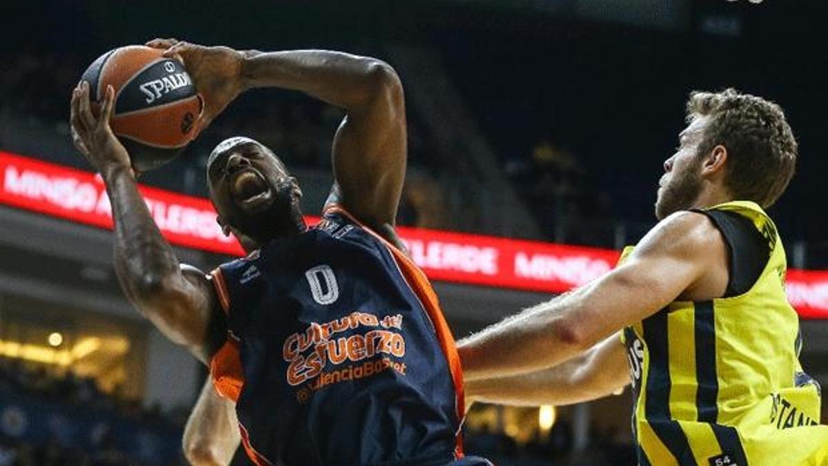 Fenerbahçe, Valencia'yı devirdi!