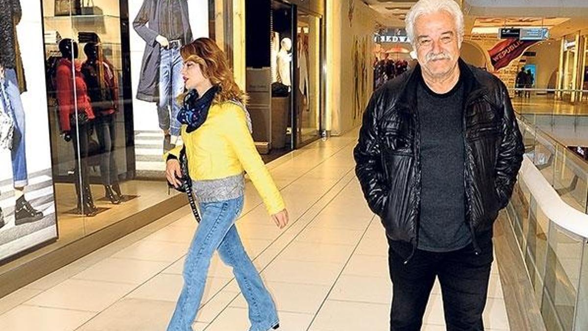 Kaçma karım  değil misin?
