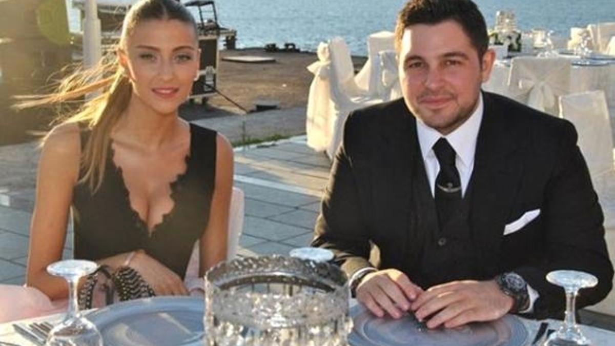 Hacı Sabancı, otel odasında Özge'yi bırakmış!