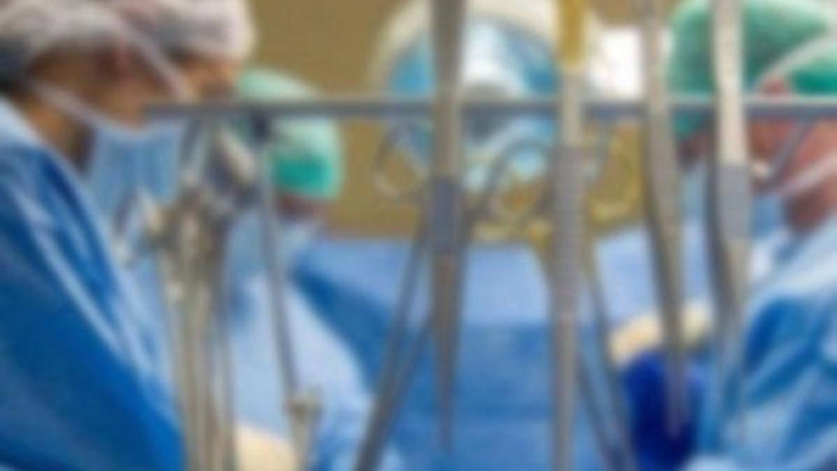 Bacağından 72 yıllık şarapnel parçası çıkarıldı