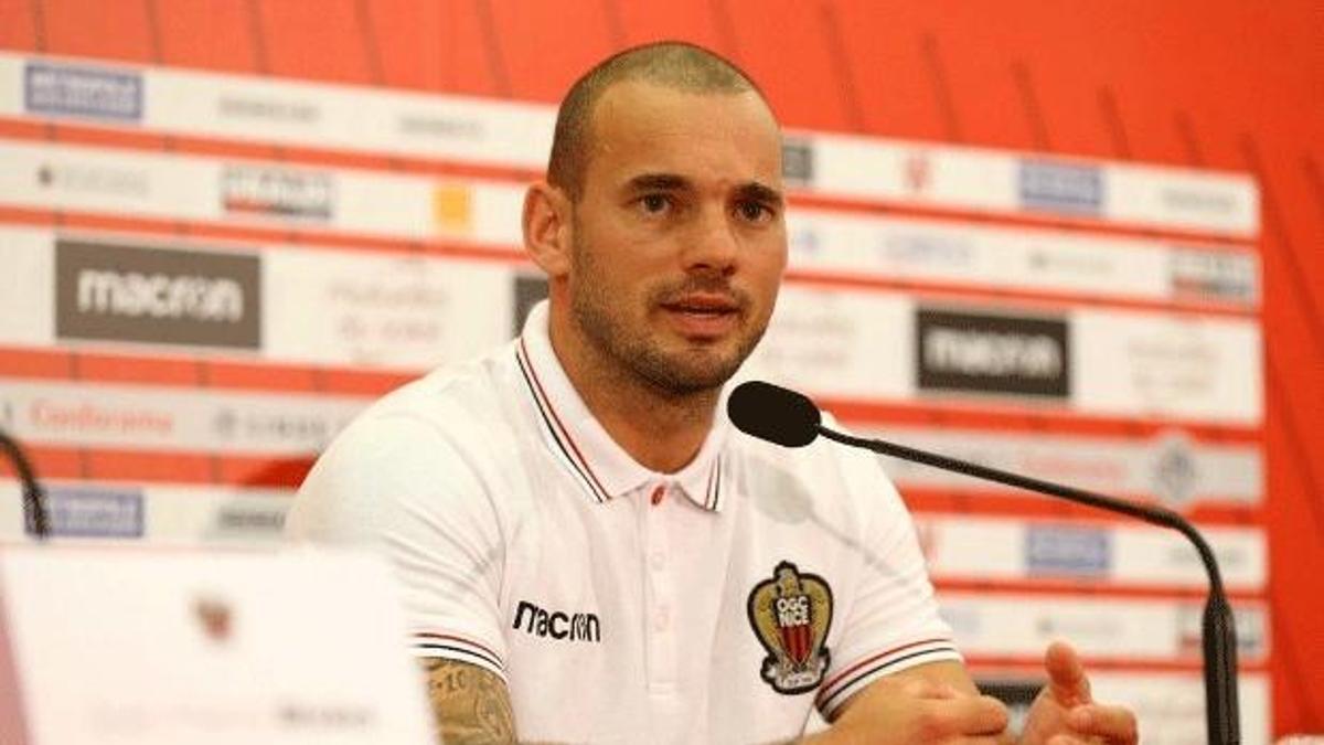 Wesley Sneijder’den emeklilik açıklaması!