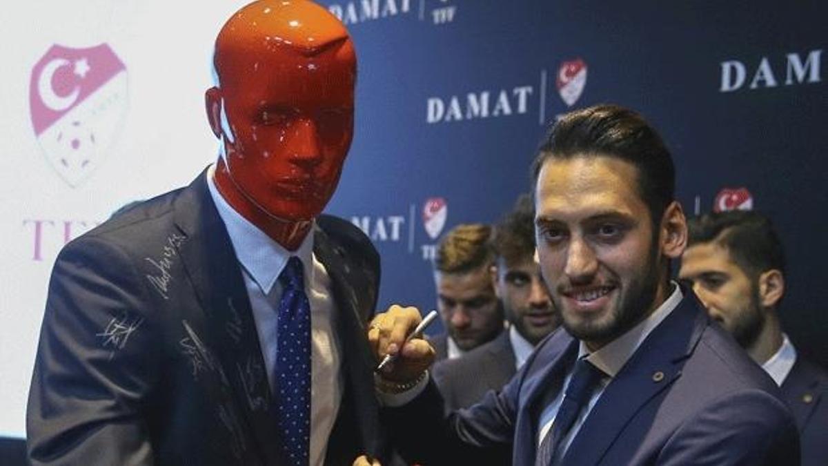 Hakan Çalhanoğlu'nun Dünya Kupası üzüntüsü