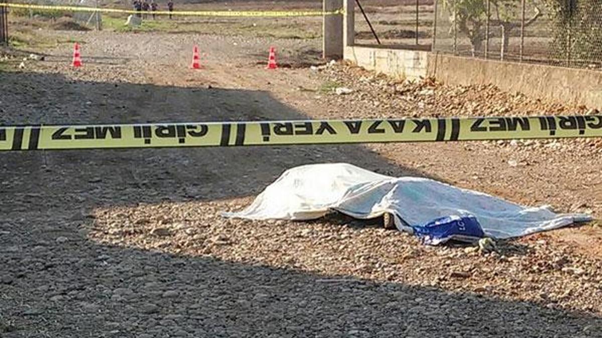 Adana'da kamyon faciası! 2 ölü