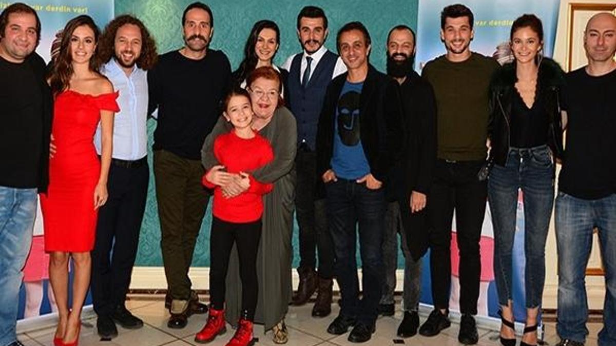'Nerdesin Birader?' oyuncularının ilk bölüm heyecanı!