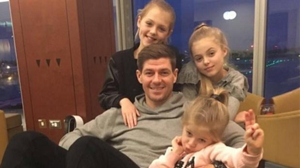 Gerrard'ın kızına aldığı hediye olay oldu!
