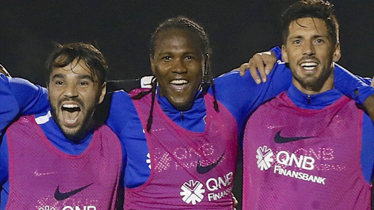 Trabzonspor'da Volkan ile Rodallega barıştı