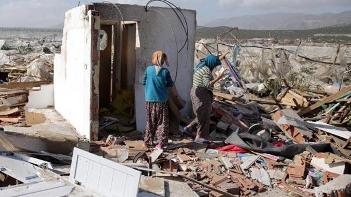Antalya'daki hortum ve fırtınanın faturası ortaya çıktı!
