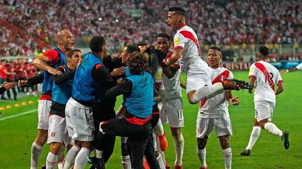 Dünya Kupası'na son bilet Peru'nun oldu!
