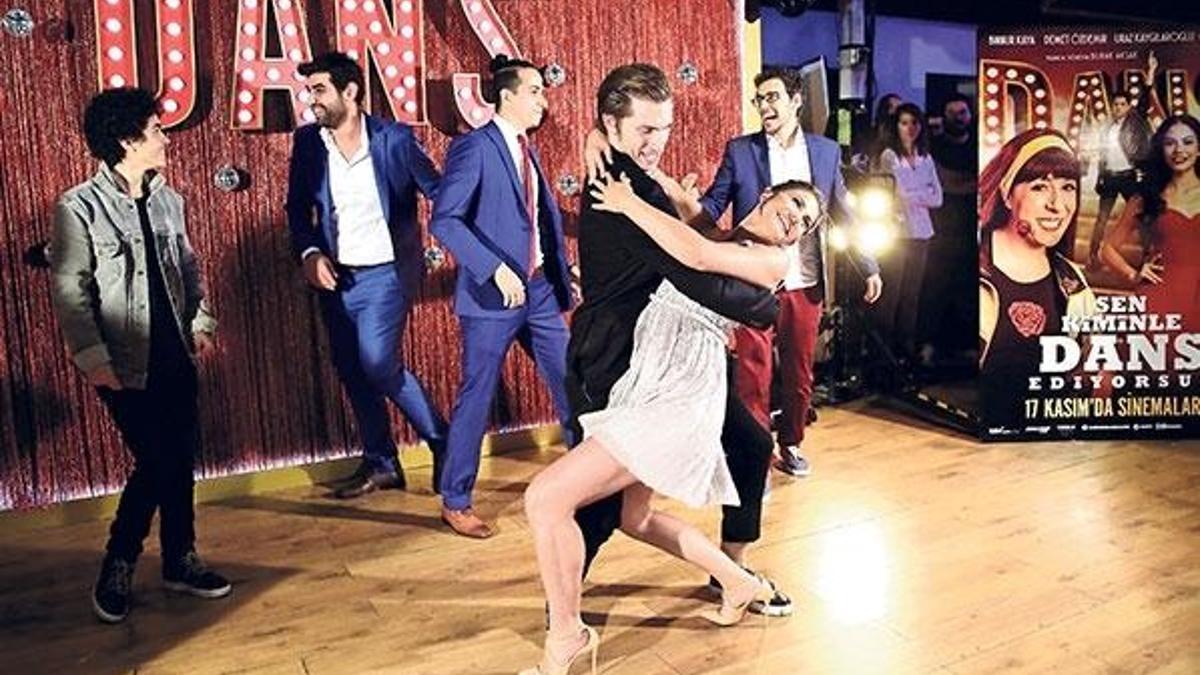 Danslı müzikli gala
