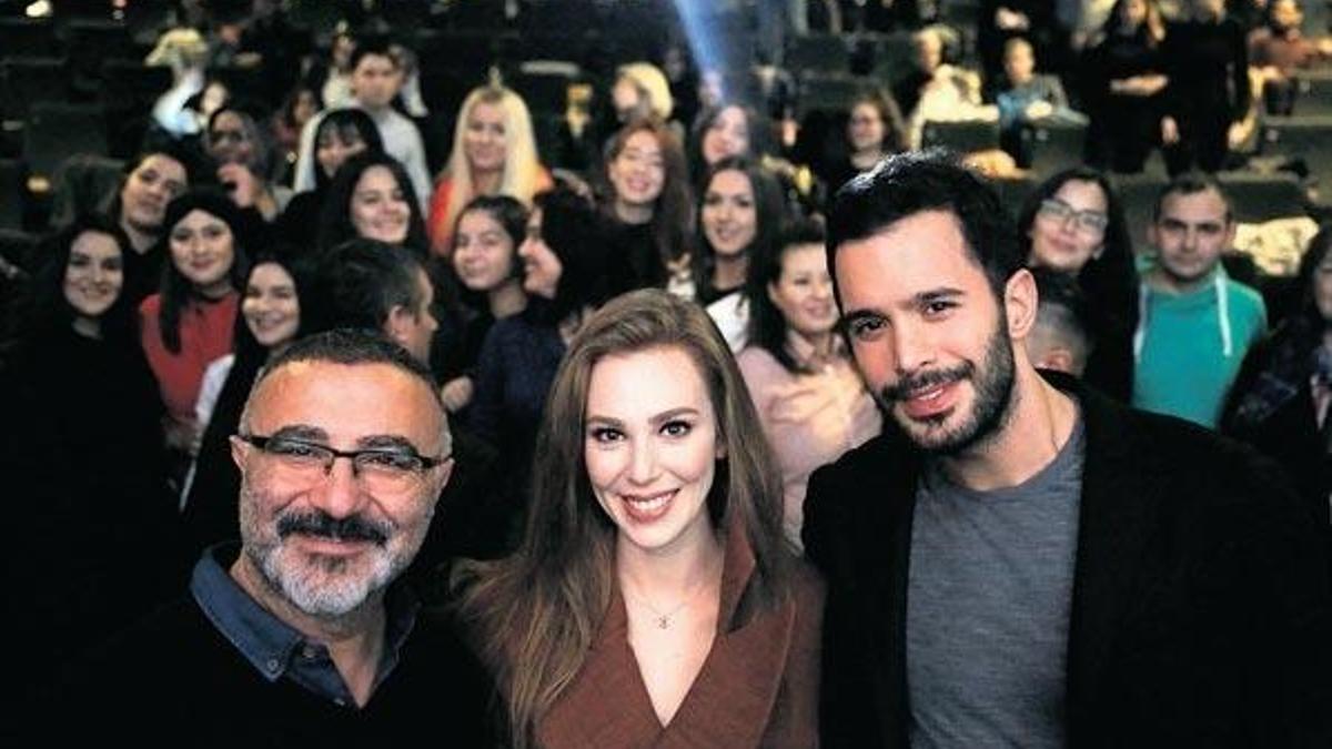 Bir kez daha izdiham