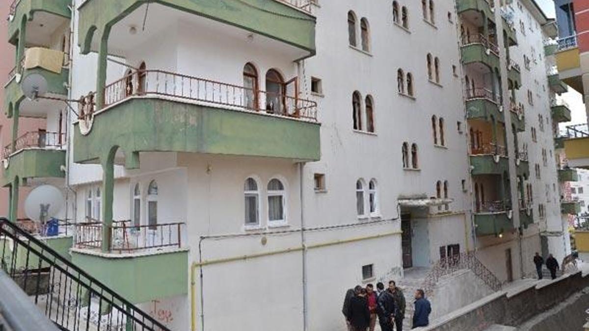 Çorum'da evinde sis bombası patlayan kişi gözaltına alındı