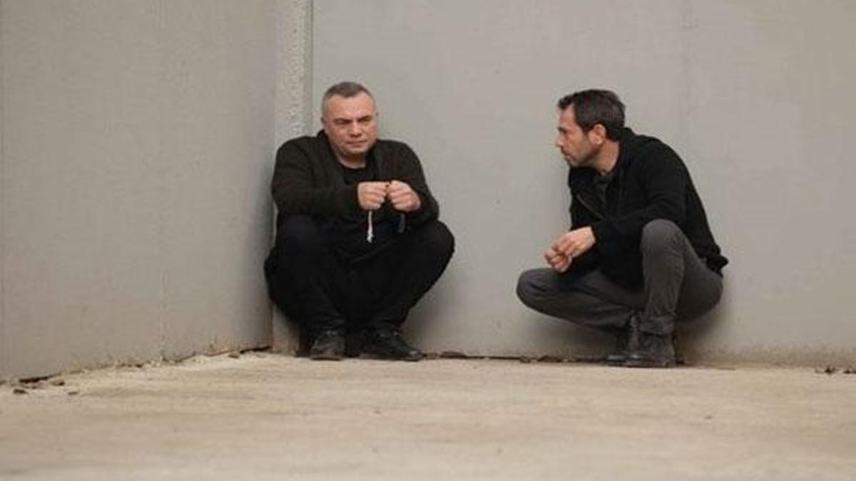 Eşkıya Dünyaya Hükümdar Olmaz 81. yeni bölümde Hızır hapisten kurtulabilecek mi?