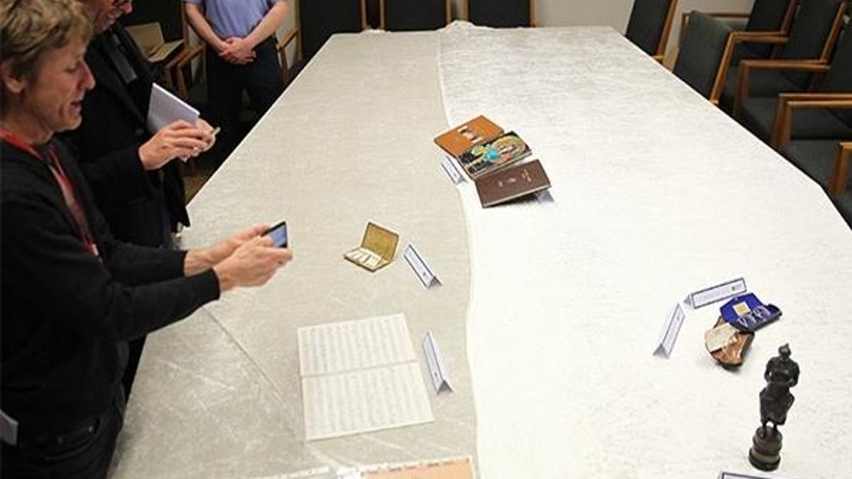 John Lennon'ın kayıp eşyaları Berlin’de ortaya çıktı!